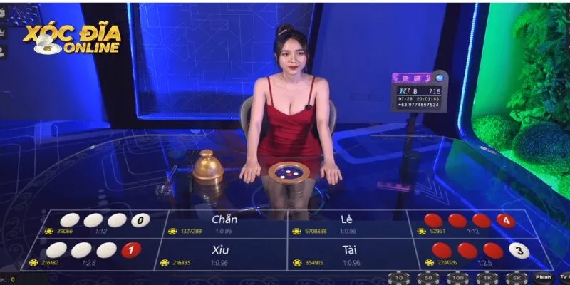 Đông đảo cược thủ xóc đĩa yêu thích chơi vào ban đêm Đông đảo cược thủ xóc đĩa yêu thích chơi vào ban đêm